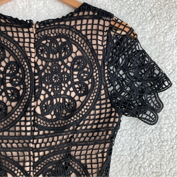 J.O.A. Los Angeles Women's black crochet lace overlay short sleeve dress, Sz S - Picture 16 of 17